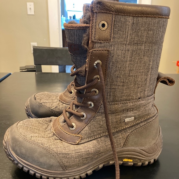 UGG Adirondack Vibram Waterproof Wool-Lined Lace-Up Boots Brown Women’s 7 - Picture 5 of 9